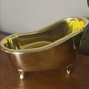 Gold Bath Tub Holder!